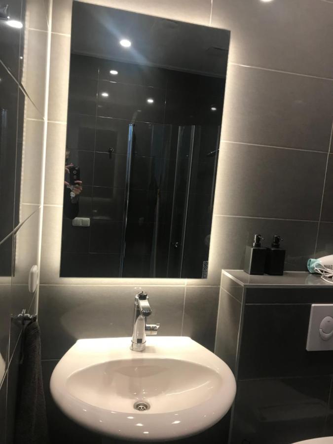 Buitenplaats Wergea Studio Naarderburen Exterior foto